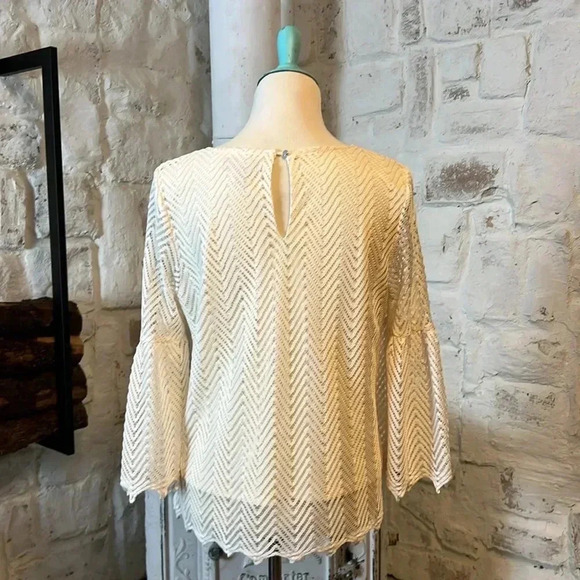 Mossimo | Bell Sleeve Lace Top - Picture 6 of 8